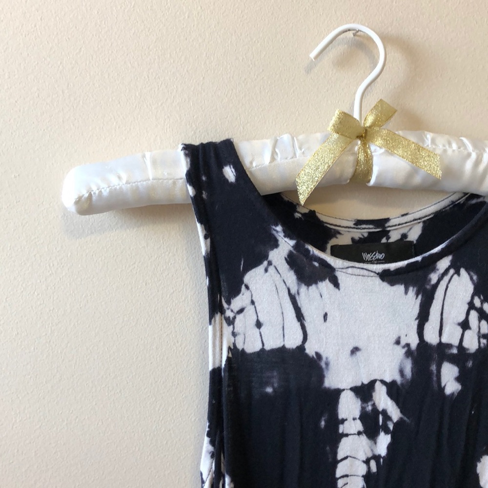 *[Mossimo]* dress